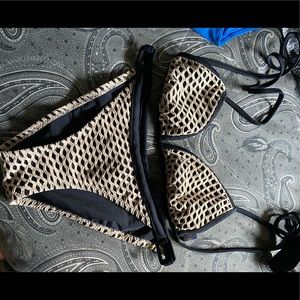 Cute cream colored 2 piece bikini set